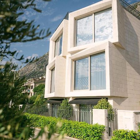 Corso Levante Luxury Suites Dobrota コトル エクステリア 写真