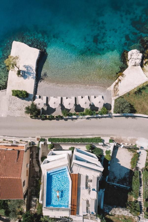 Corso Levante Luxury Suites Dobrota コトル エクステリア 写真