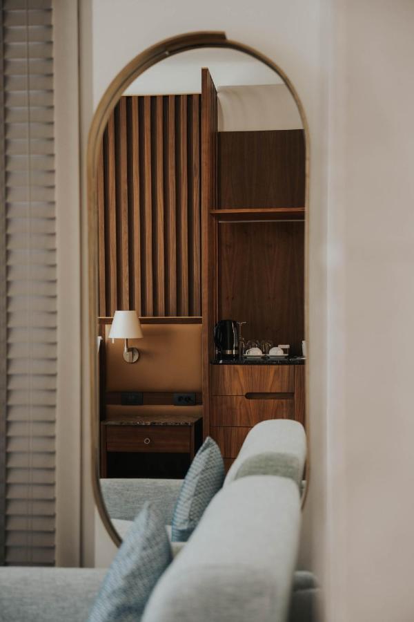 Corso Levante Luxury Suites Dobrota コトル エクステリア 写真