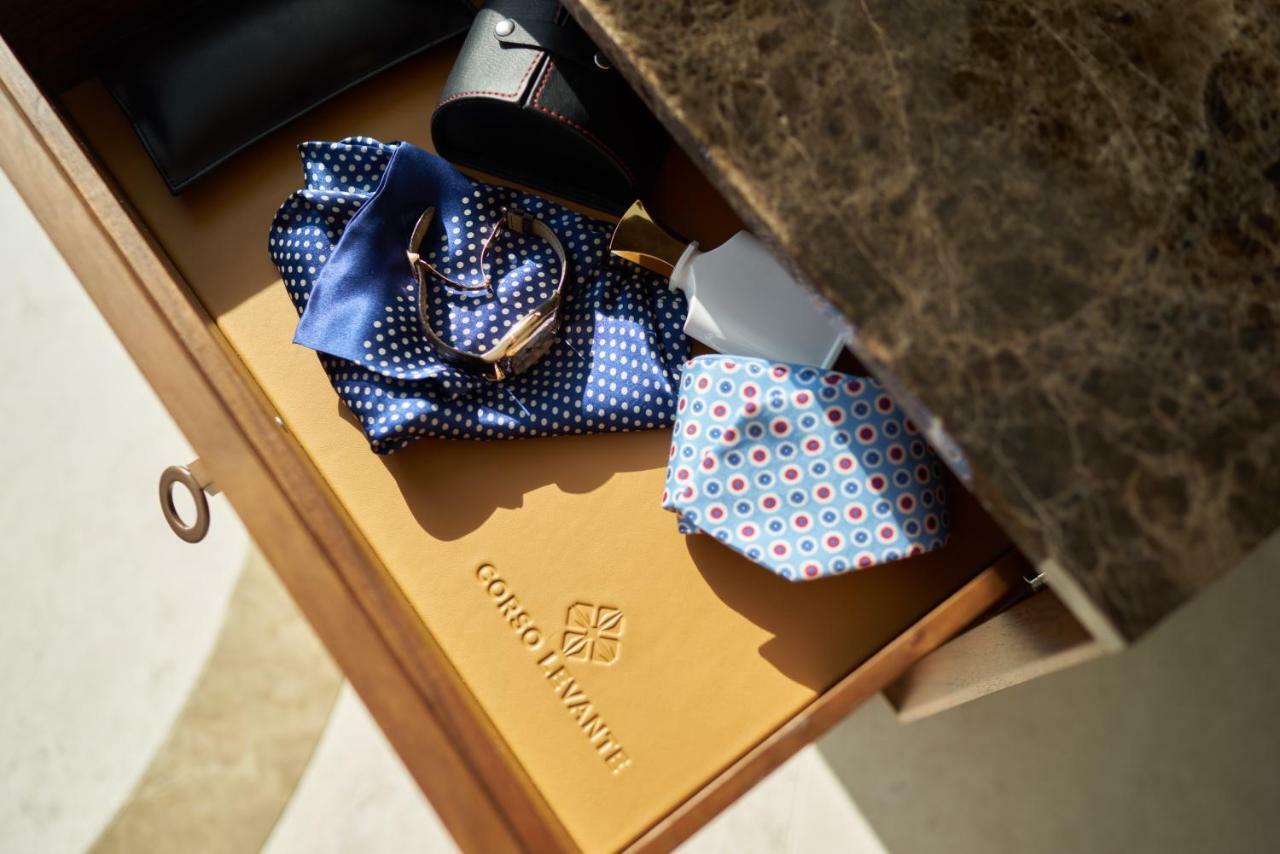 Corso Levante Luxury Suites Dobrota コトル エクステリア 写真