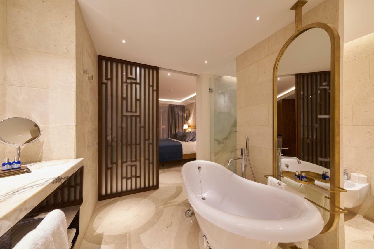 Corso Levante Luxury Suites Dobrota コトル エクステリア 写真